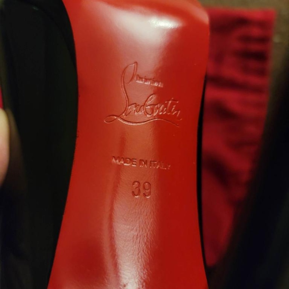 Authentic  Christian Louboutin Red bottom